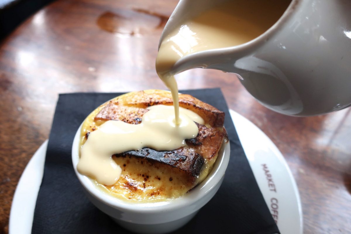 Bread Butter Pudding At English Restaurant 1200x800