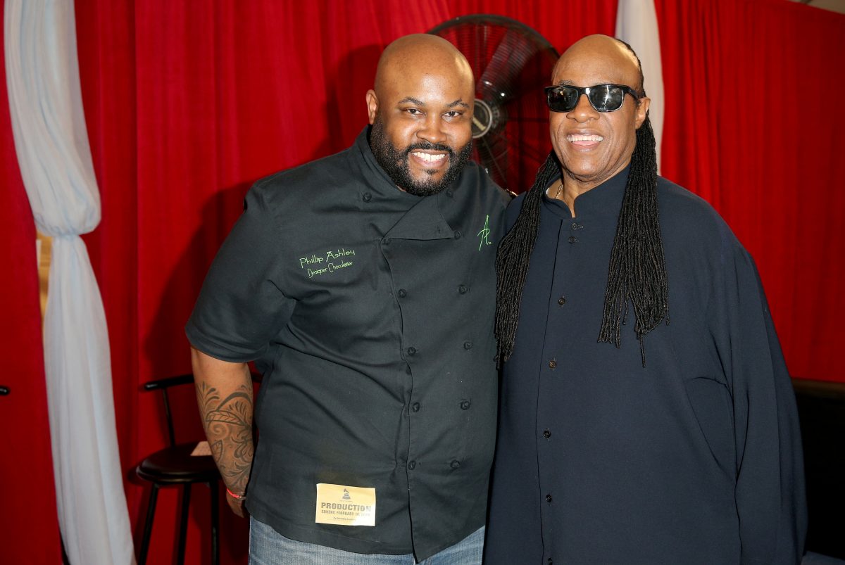 Cuisine Noir Chef Phillip Ashley With Stevie Wonder At Grammys 1200x803