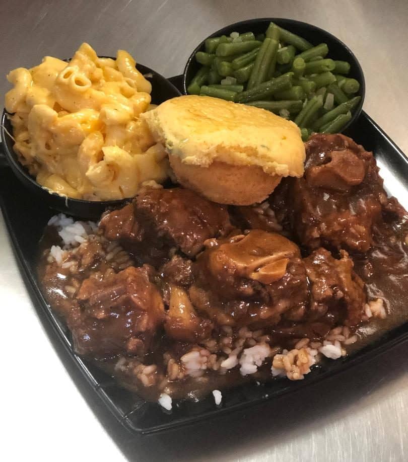 Oxtails With Mac And Cheese E1608698508659