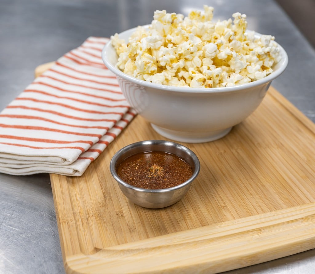 Popcorn seasoned with Taino Spice by Boca Flavor