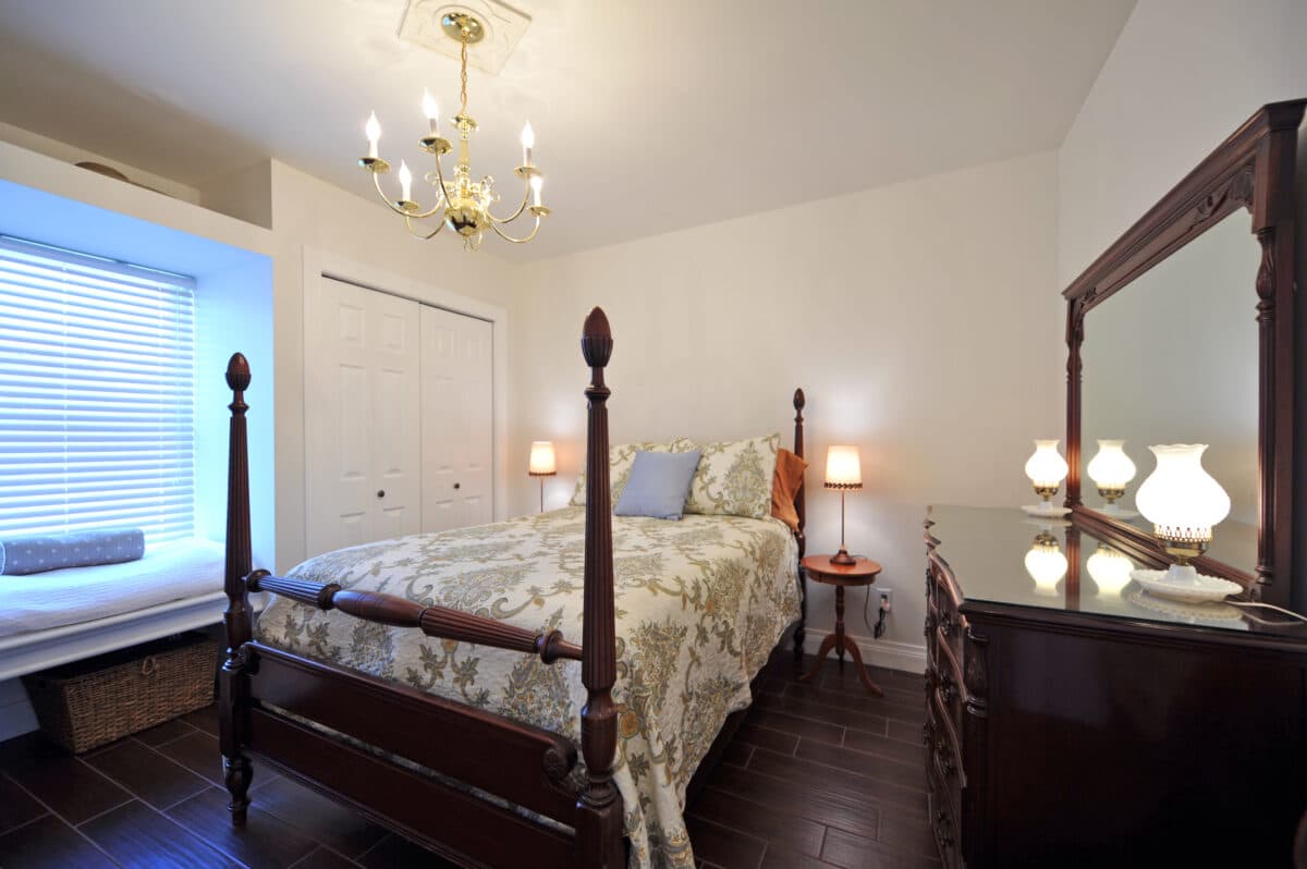 Yascone Enterprises - Bedroom at the Carriage House