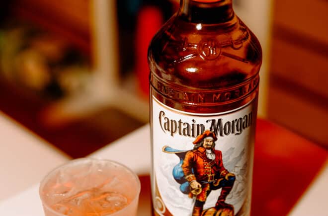 Captain Morgan Original Spiced Rum Islan Ting (Mai Tai)