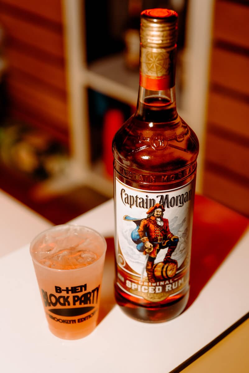 Captain Morgan Original Spiced Rum Islan Ting (Mai Tai)