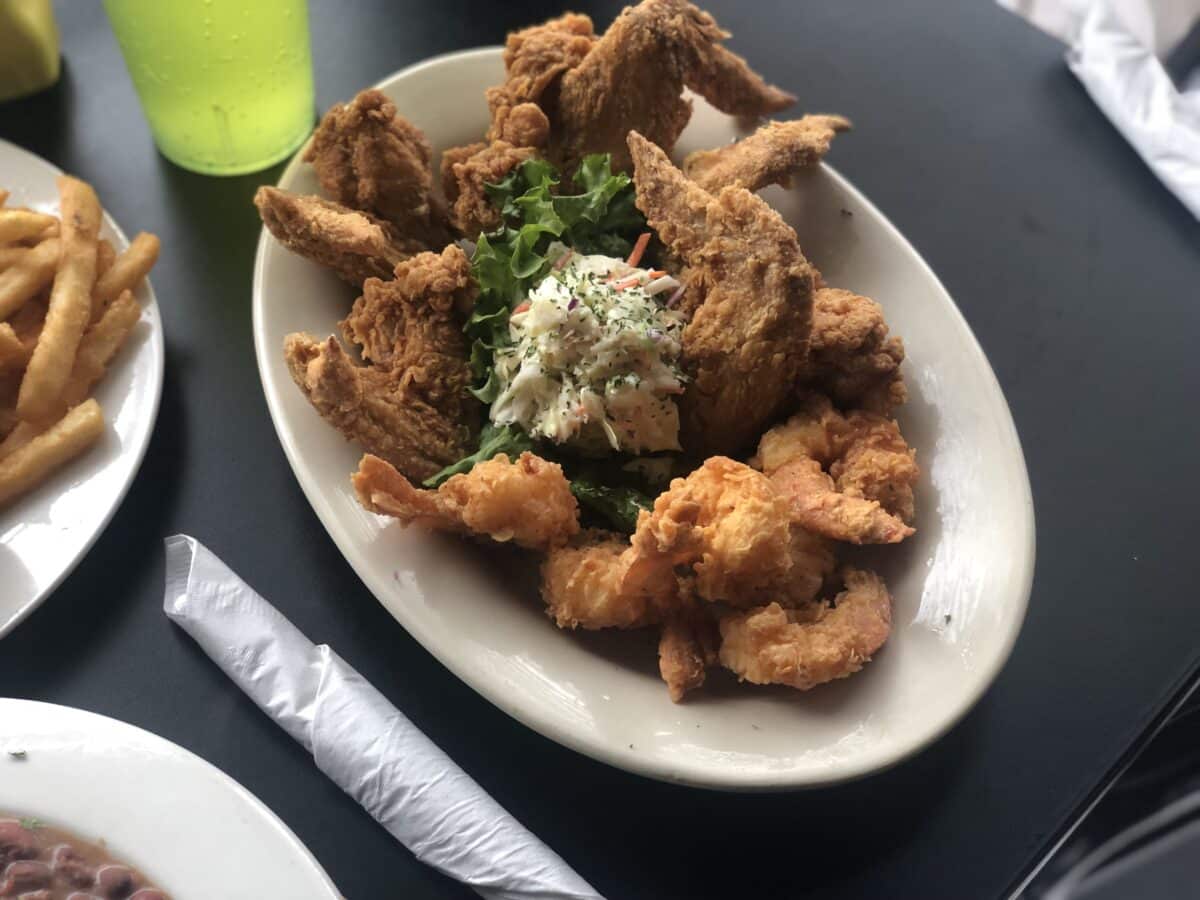 Cathy's Kitchen - Chicken wings and shrimp