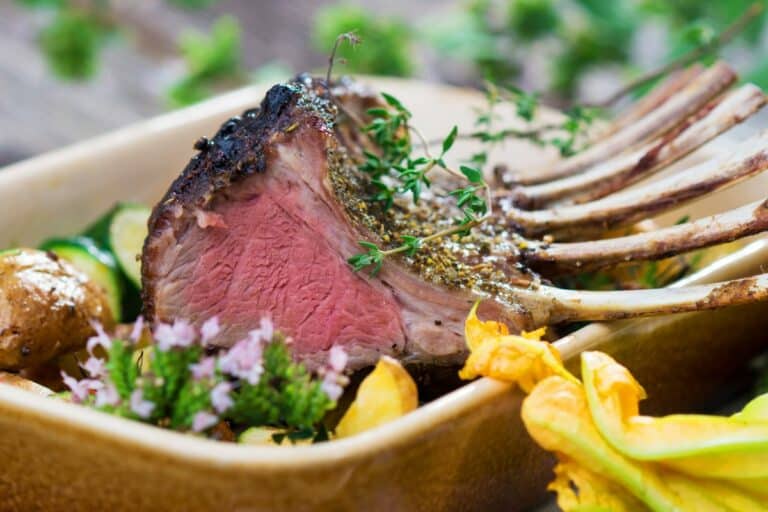 Delicious herb-crusted rack of lamb recipe