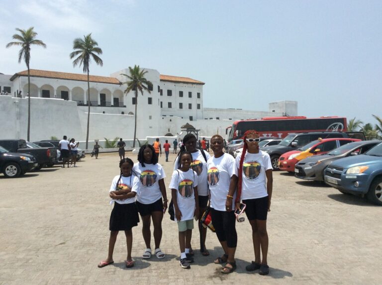 Students and parent with Chicago Austin Youth Travel Adventures in Ghana in 2022