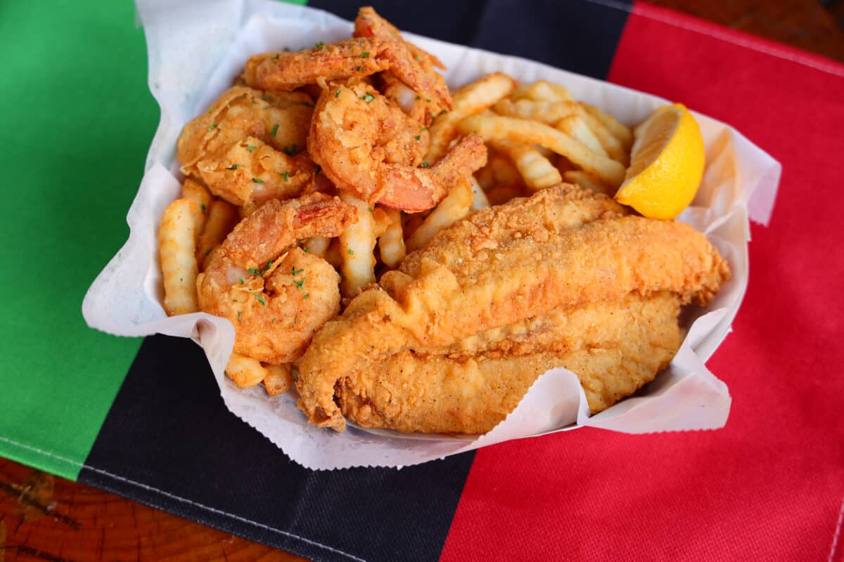 Catfish and shrimp basket with fries at Mo's Bar and Lounge